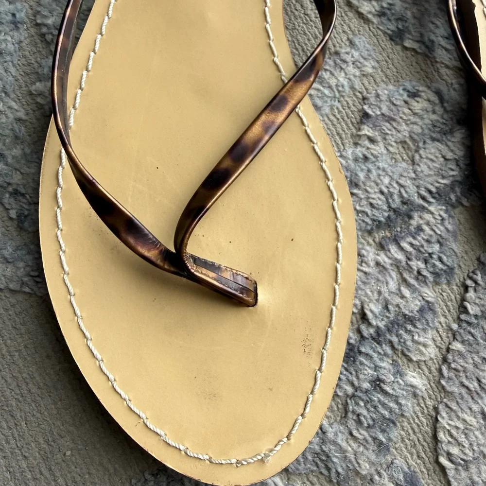 J. Crew | Leopard print strap Flip flop sandals size 7